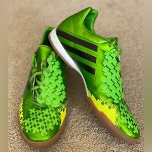 Adidas Predator Absolado soccer shoes, size 10.5